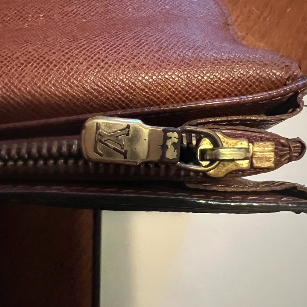 Authentic Louis Vuitton Wallet - Picture 15 of 15